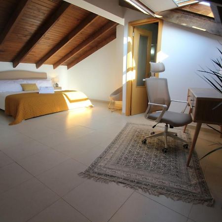 Ferienwohnung Apartaross Valencia Exterior foto