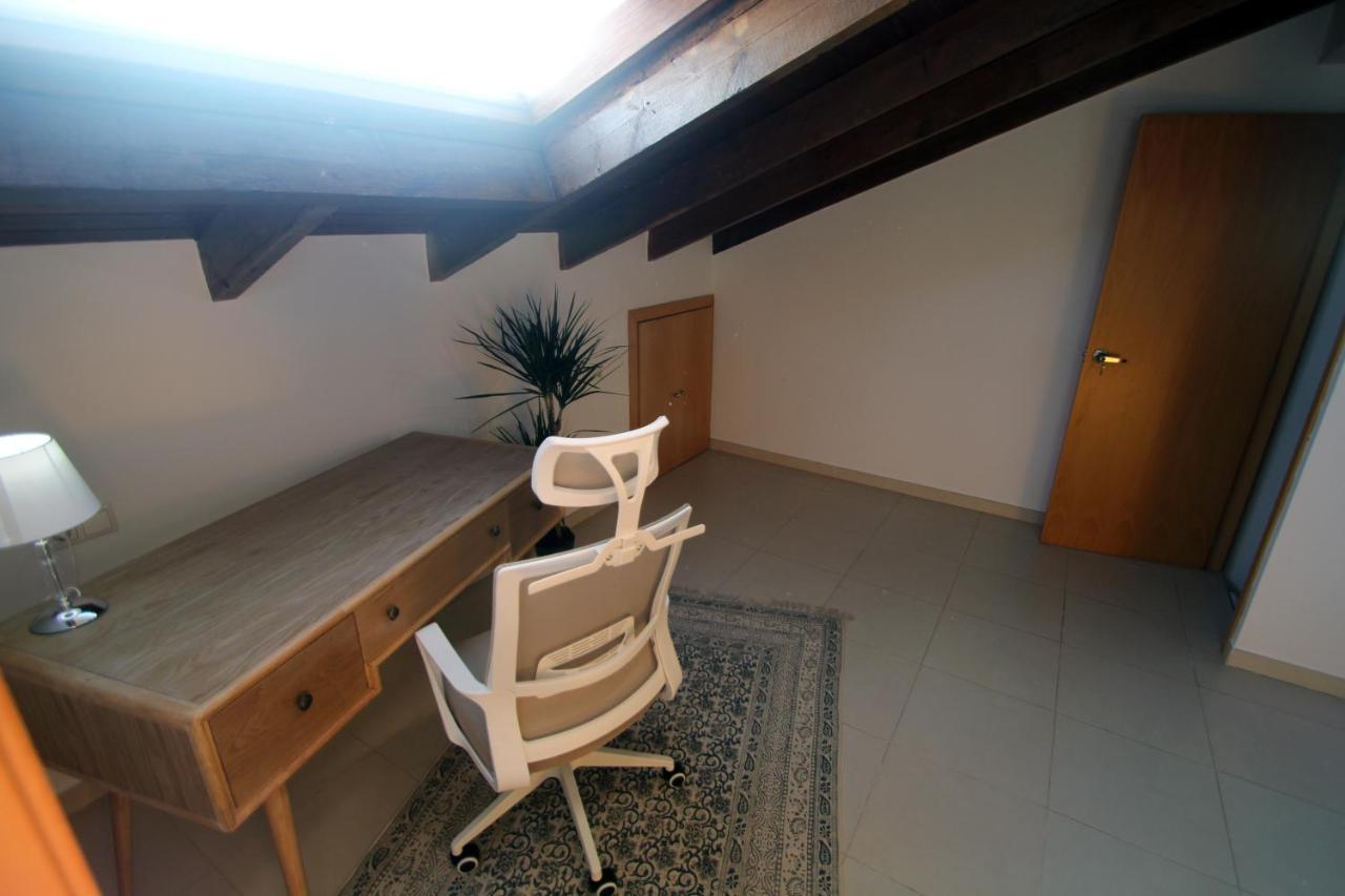 Ferienwohnung Apartaross Valencia Exterior foto